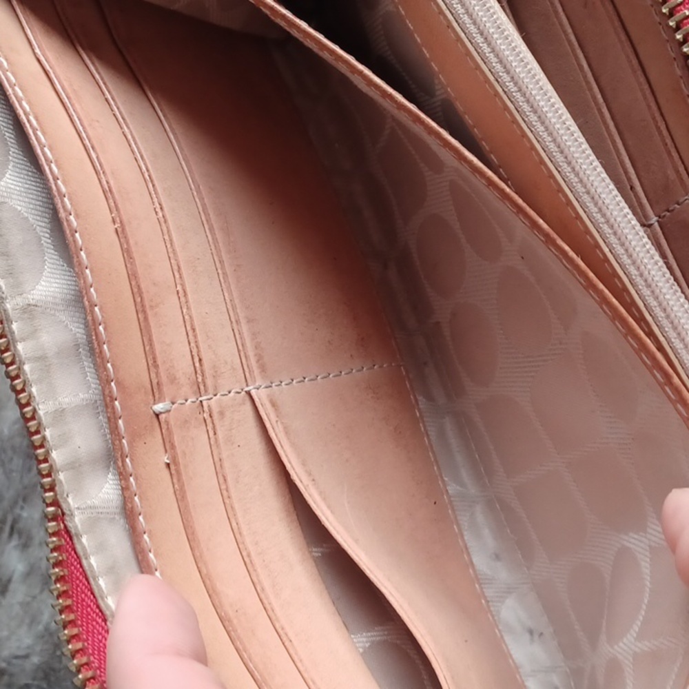 Kate Spade  wallet - Picture 12 of 16
